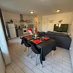Appart'Hotel Lagnieu Apartment *