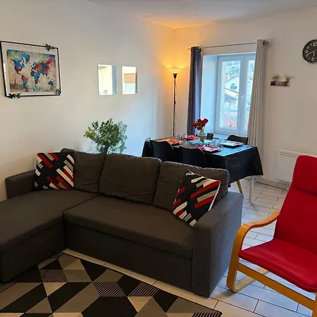 Appart'Hotel Lagnieu דירה Lagnieu